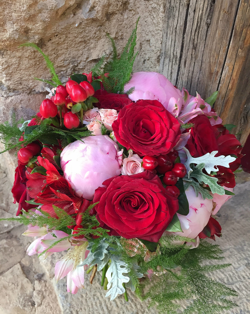 Bridal Bouquet Red & Pink