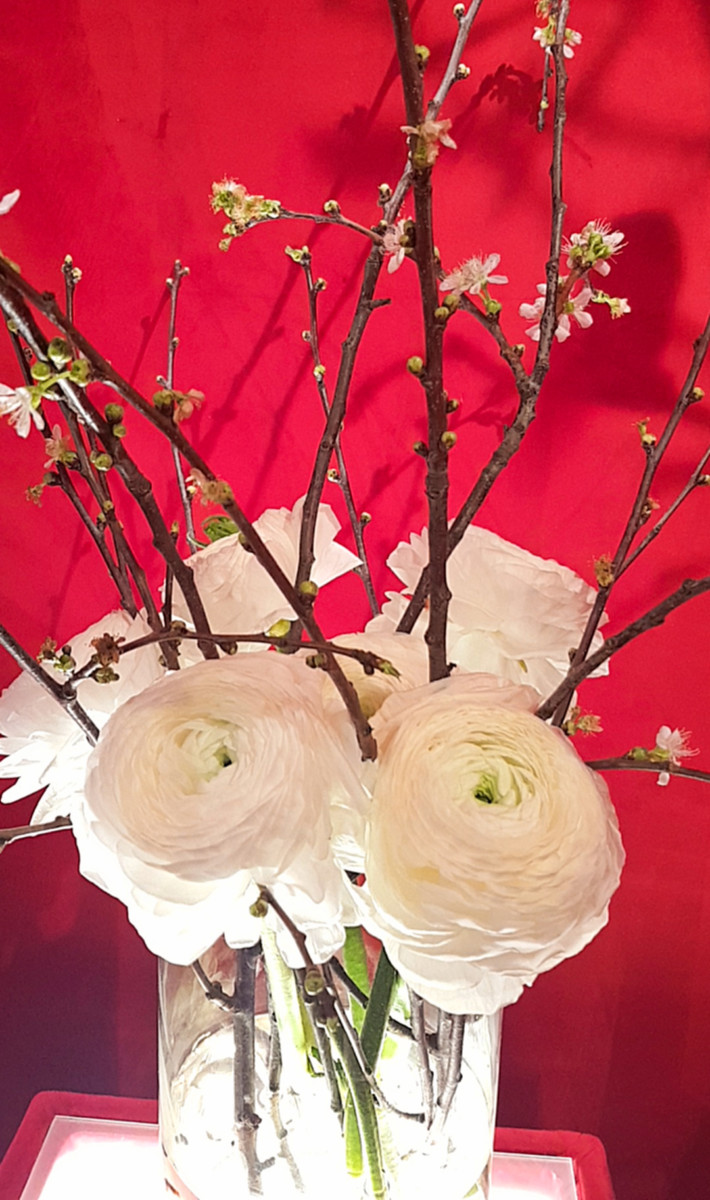 Bouquet Almond Tree & Buttercups