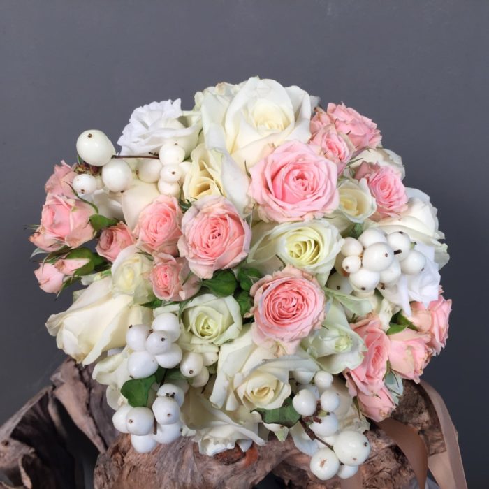 Bridal Bouquet Symphoricarpos