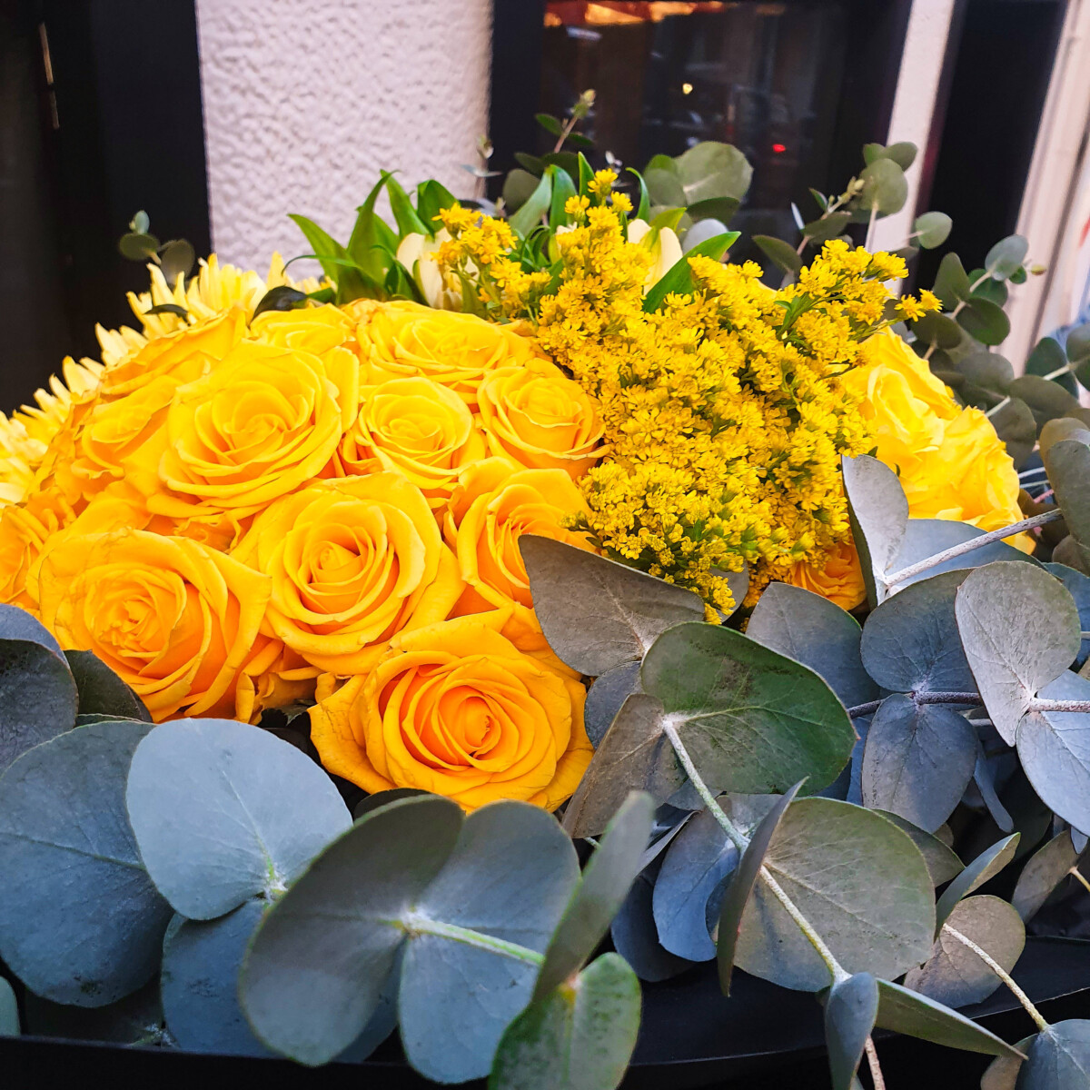 Μπουκέτο Κίτρινα Λουλούδια Ευκάλυπτος