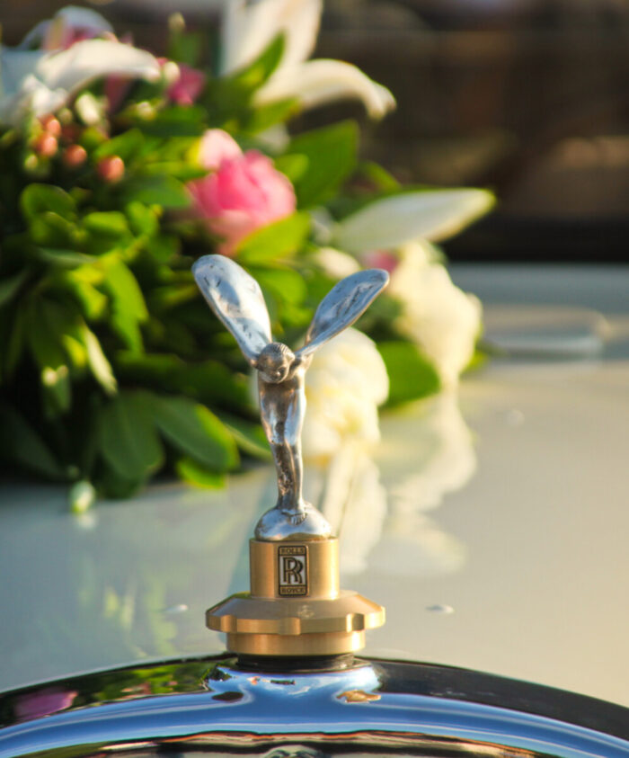 Στολισμός Αυτοκινήτου Γάμου Rolls Royce Σύνθεση Λουλουδιών