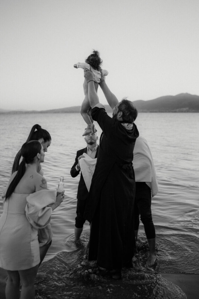 Βάπτιση στη Θάλασσα Παραλία Μαραθώνα